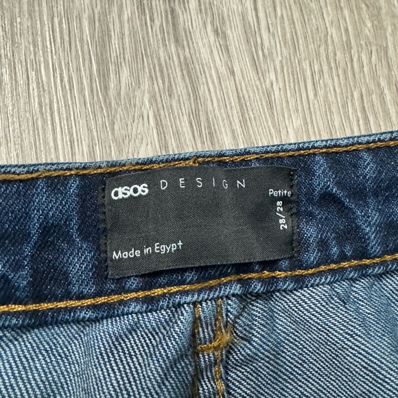 ASOS petite high rise mom jeans - Picture 5 of 5